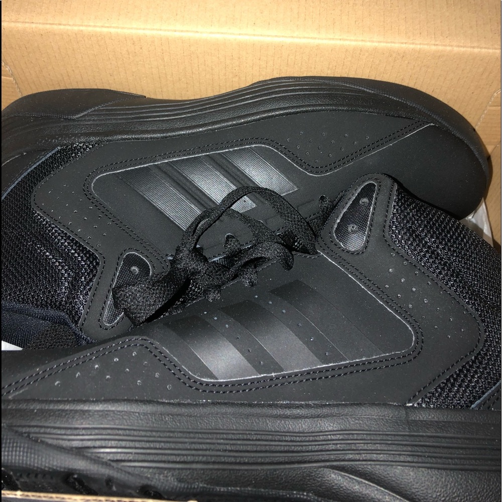 men’s adidas Cloud Foam ilation mid